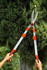 Tagliasiepi telescopico con lama ondulata Stocker Art 2090 con lunghezza dai 73-87cm e peso di 1100gr.