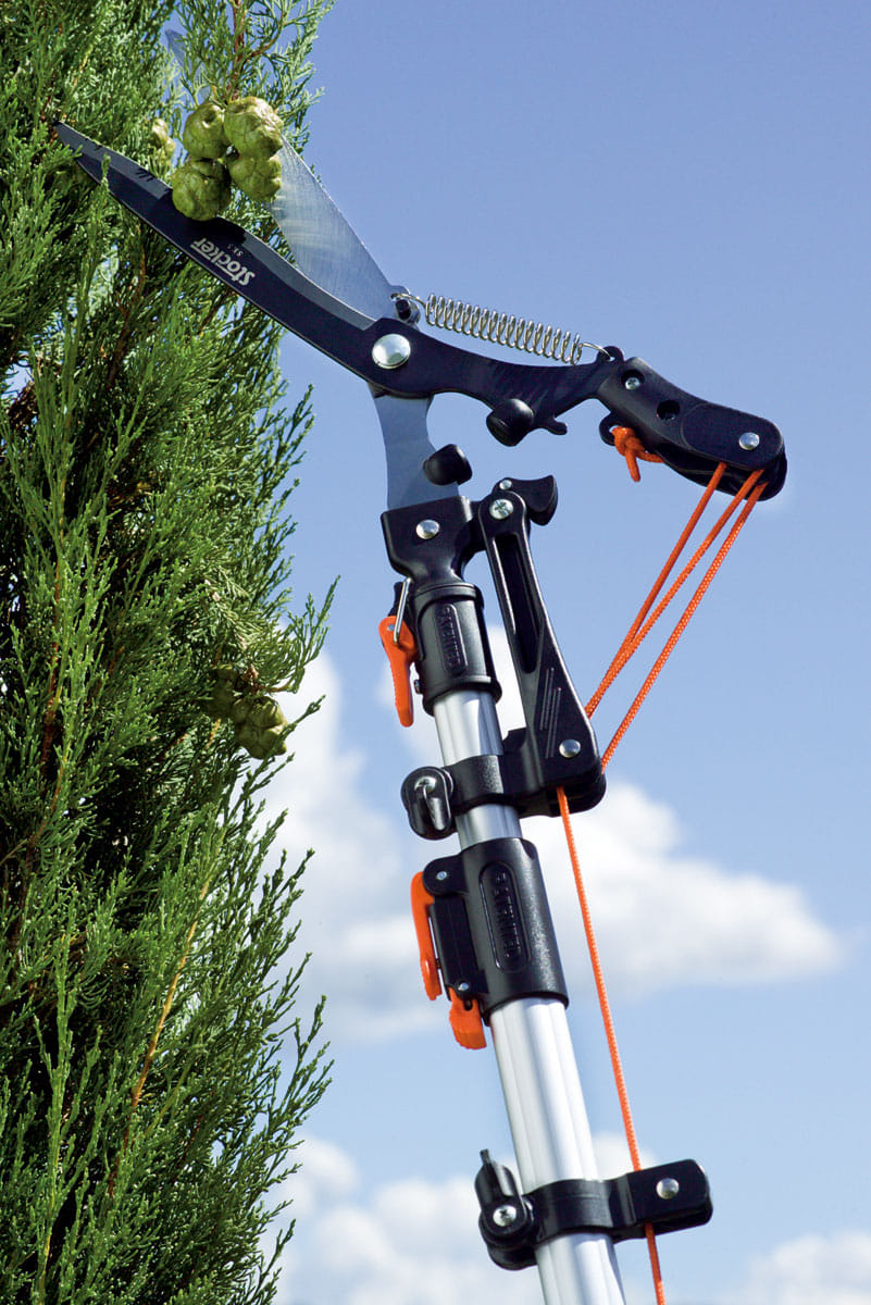 Tagliasiepi combisystem Stocker Art 533 con lunghezza di 46cm e peso di 815gr.