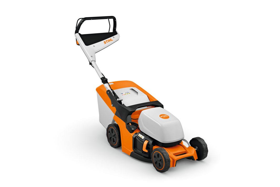 Tagliaerba rasaerba a batteria Stihl RMA 443