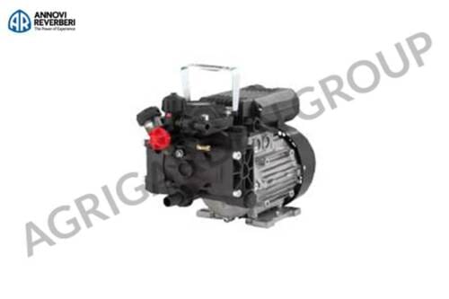 Elettropompa monofase per trattamenti AR202 1,2 HP con regolatore di pressione su carrello.