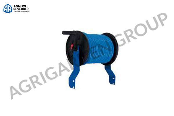 Avvolgitubo con 50 mt di tubo 8x13, 25 bar per carrello botte trattamenti 90 lt