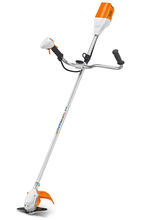 Decespugliatore a batteria Stihl FSA 90 con impugnatura a manubrio