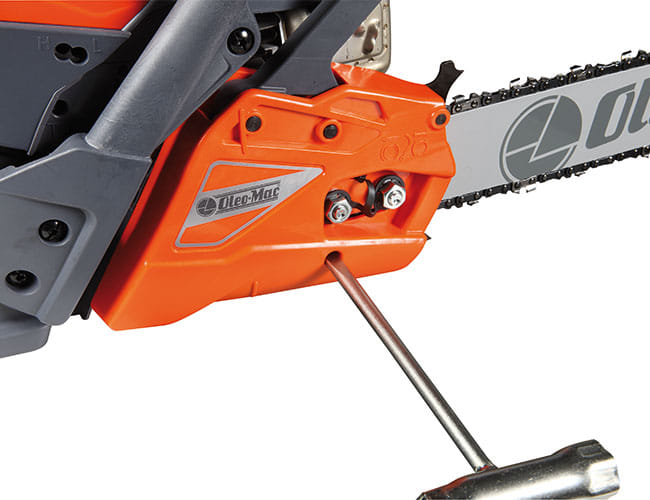 Motosega a scoppio OleoMac GS 371: motore da 2,4 HP e barra da 35 cm