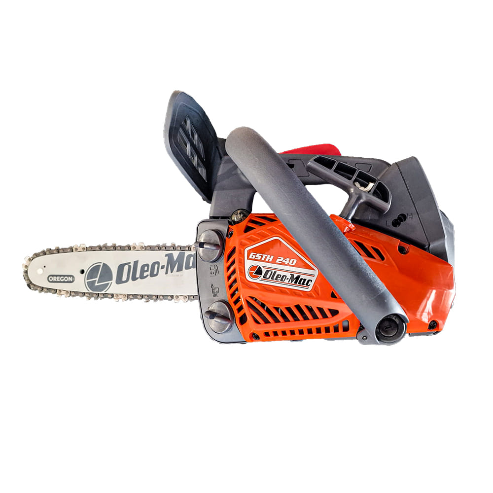 Motosega da potatura a scoppio OleoMac GSTH 240 con barra da 25cm.