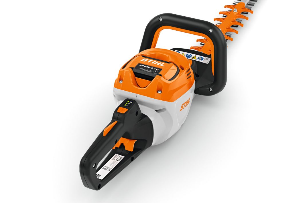 Tagliasiepe a batteria Stihl HSA 140 T