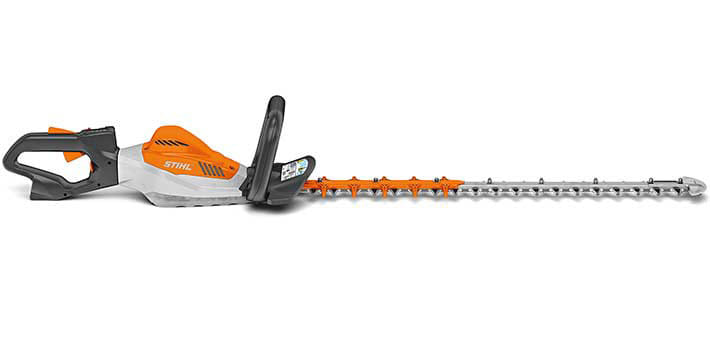Tagliasiepe a batteria Stihl HSA 130 R della linea PRO per siepi robuste e spesse con lama da 75cm.
