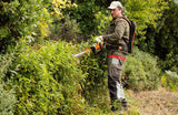 Tagliasiepe a batteria Stihl HSA 130 R della linea PRO per siepi robuste e spesse con lama da 75cm.