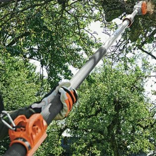 Potatore Stihl HTA 160 a batteria con asta telescopica regolabile