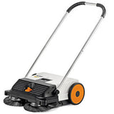 Spazzatrice manuale Stihl KG 550 compatta per utilizzatori privati.