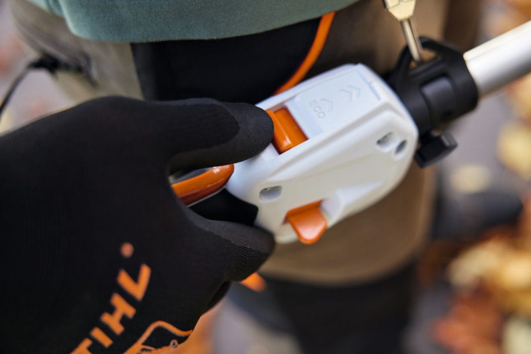 Motore KombiSystem Stihl KMA 120 R a batteria