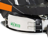 Trattorino rasaerba Rider con raccolta OleoMac Mistral 72/13 H con motore da 344cm3 e larghezza di taglio da 72cm.