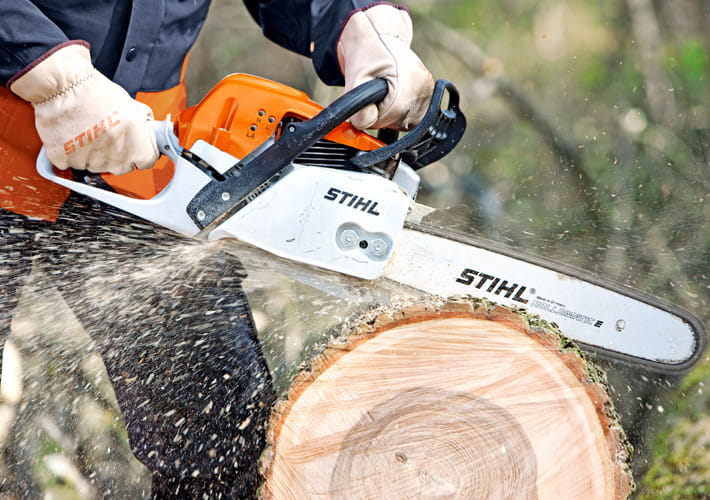 Motosega a scoppio Stihl MS 271 da 3,5 CV con barra da 45 cm