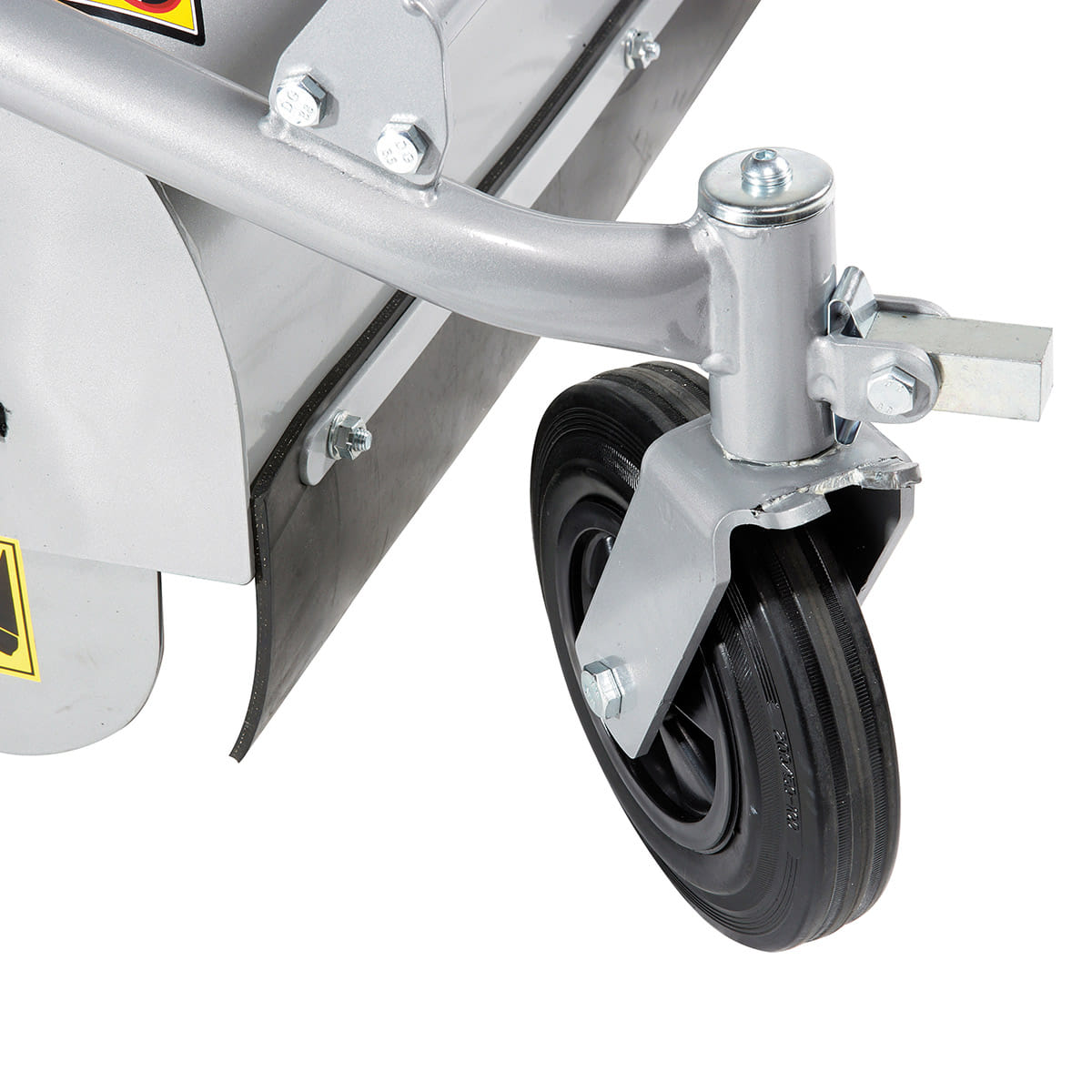 Trinciasarmenti a scoppio NIBBI NTS 65 per uso professionale con motore da 8,4HP e larghezza di lavoro da 65cm.