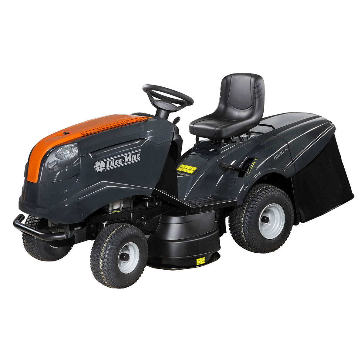 Trattorino rasaerba con raccolta OleoMac OM 93 / 16 K con motore da 452cm3 e larghezza di taglio da 92cm.