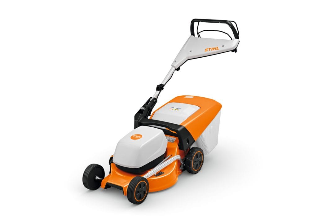 Rasaerba a batteria Stihl RMA 248 T con larghezza di taglio di 46cm