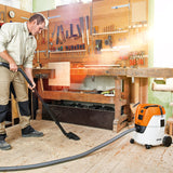 Aspiratore elettrico Stihl SE 62 E per solidi e liquidi da 1,4kW con raccoglitore da 20lt.