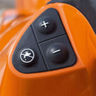 Troncatrice a iniezione Stihl TS 500i innovativa con sistema a iniezione e disco di taglio da 35cm.