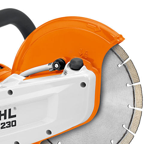 Troncatrice a batteria Stihl TSA 230 molto leggera con disco di taglio da 23cm.