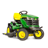 Trattorino rasaerba a scarico laterale John Deere X167 da 724cc con piatto di taglio da 122cm.