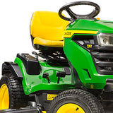 Trattorino rasaerba a scarico laterale John Deere X167 da 724cc con piatto di taglio da 122cm.