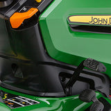 Trattorino rasaerba con raccolta John Deere X350 R con motore da 726 cc